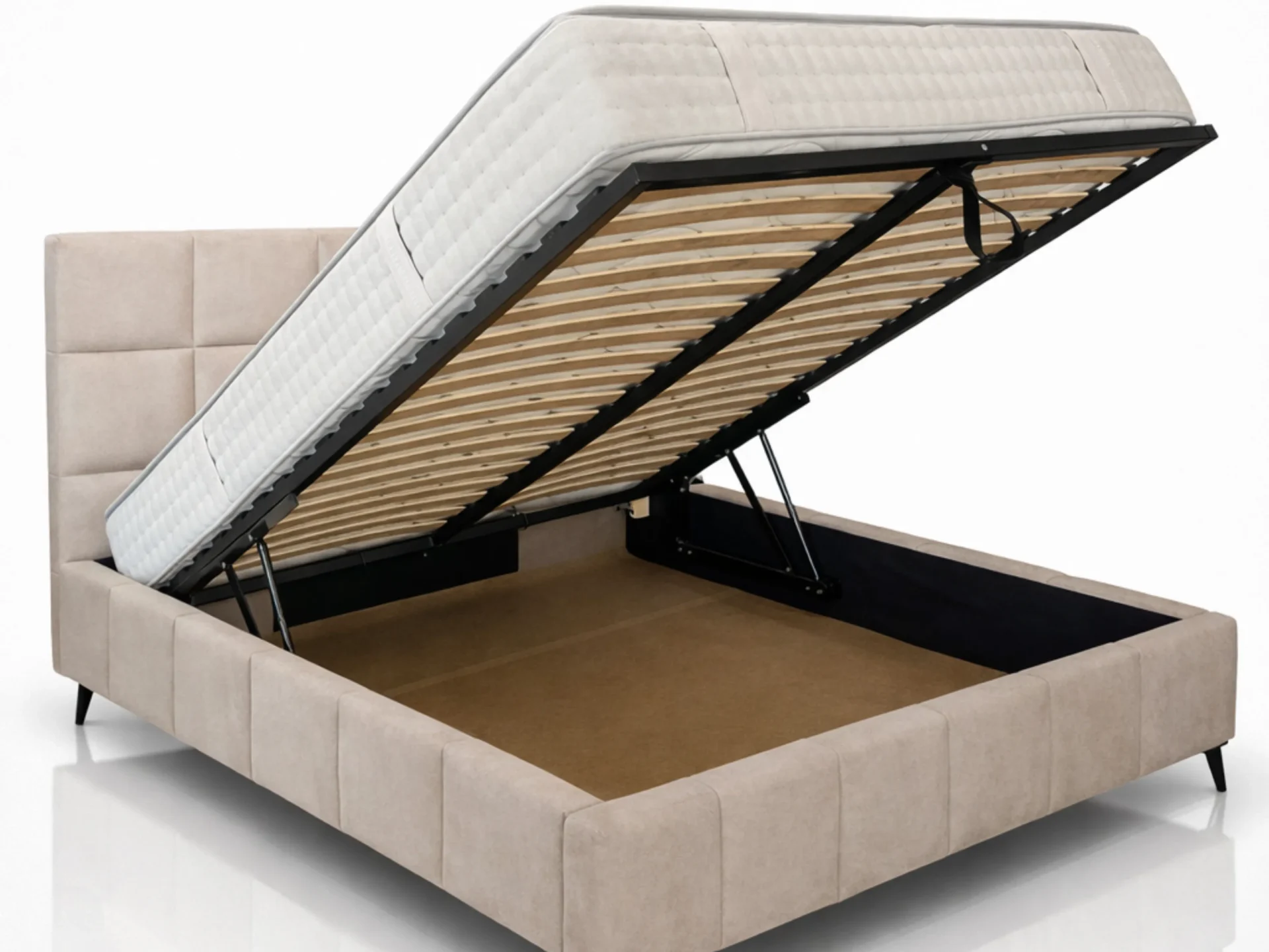 Pat (4) Pat (4)