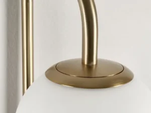 Delphine-gold (2)
