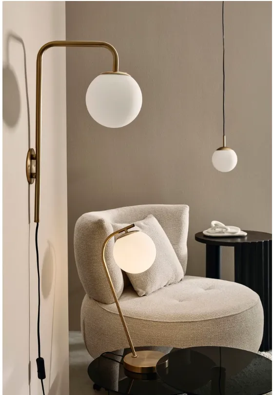 Delphine-h51-gold (6) Delphine-h51-gold (6)