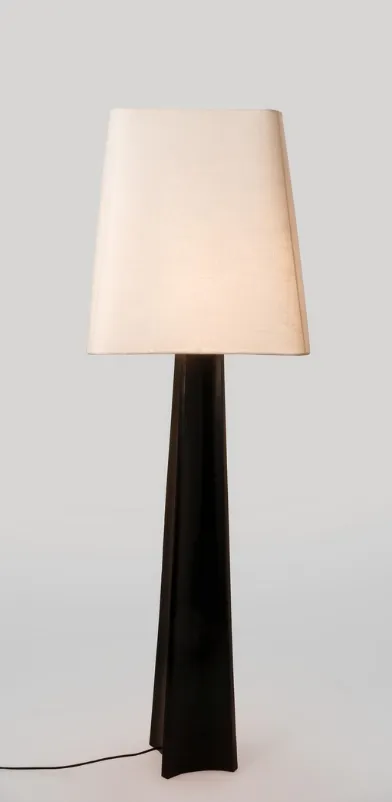 TRIPURA BLACKWH FLOOR LAMP H151 (3) TRIPURA BLACKWH FLOOR LAMP H151 (3)