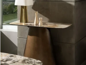 TRIPURA GOLD TABLE LAMP H61 (5)